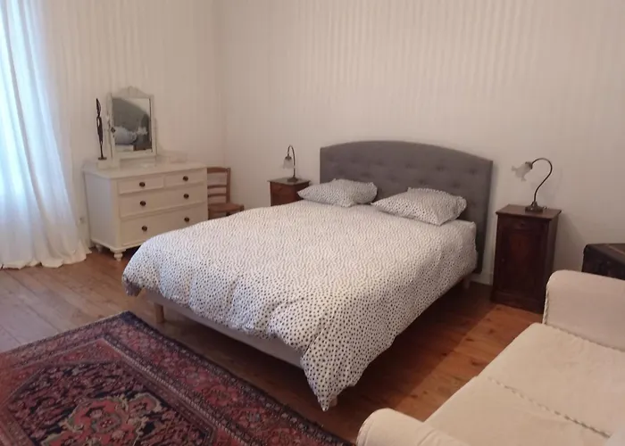 La Maison De Nina Pont-Sainte-Maxence